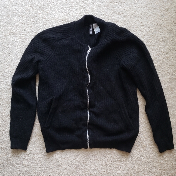 H&M Black Sweater Zip - Picture 1 of 4